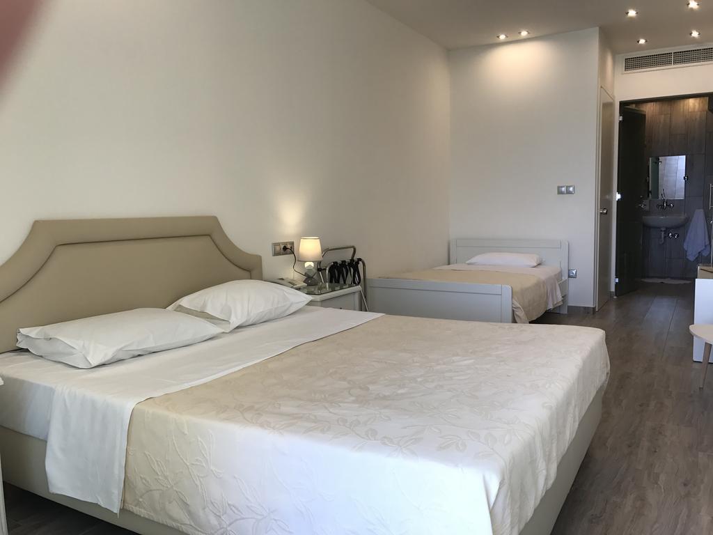 Porto Palio Beach Hotel PalaiónTsiflíkion المظهر الخارجي الصورة